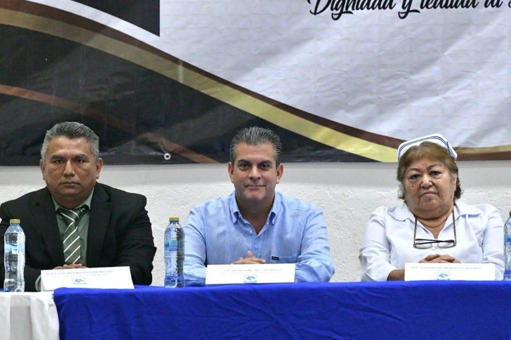 Yamil Melgar reconoce la vocación de las y los nuevos profesionales de&nbsp;enfermería